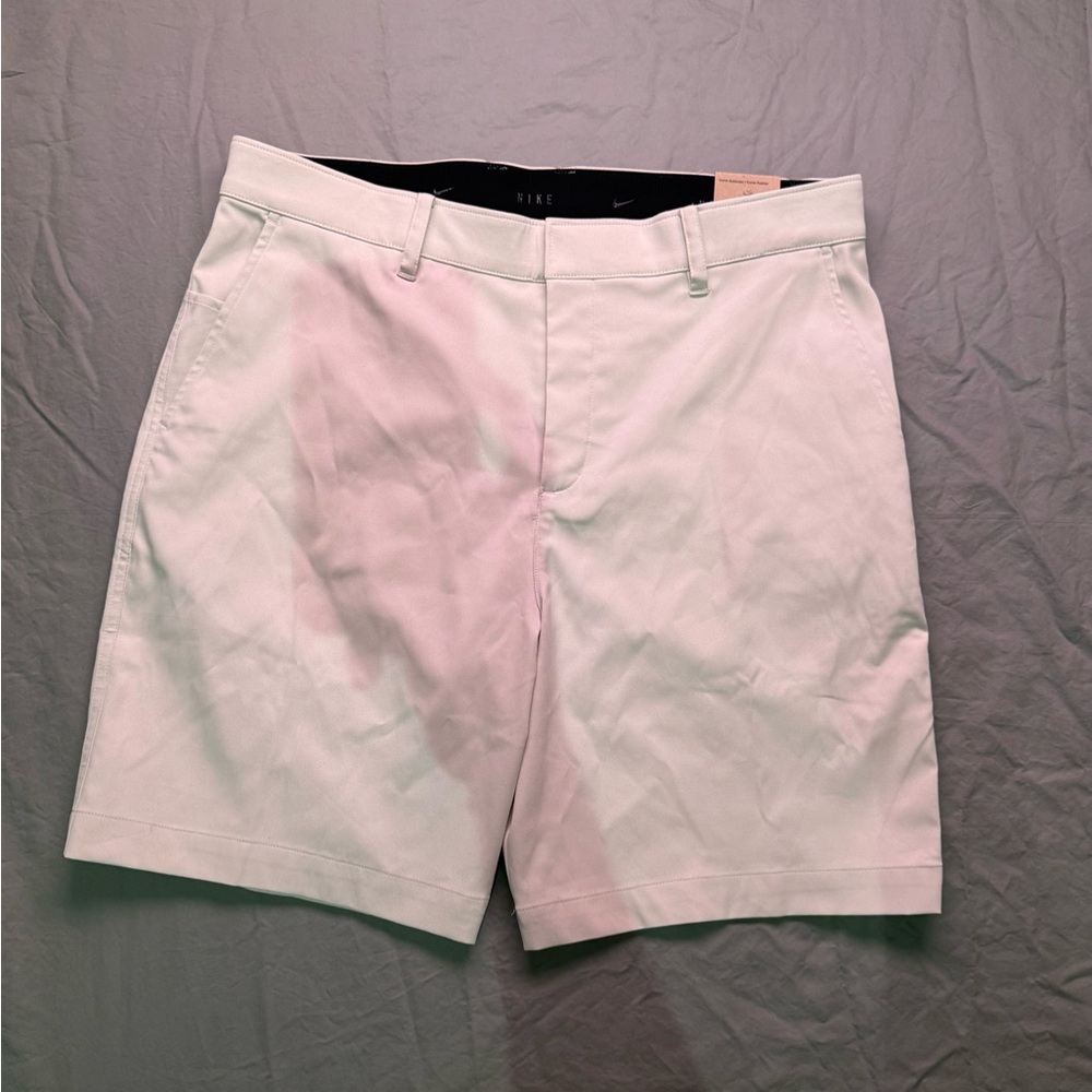 Nike Men's Cream Golf Shorts